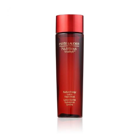 ESTEE LAUDER Nutritious Vitality 8 Radiant Energy Lotion Fresh Moist 200 ml. โลชั่นปรับสภาพผิว เข้มข้น จากส่วนผสม Pomegranate Nectar Infusion ที่ให้ผิวเปล่งปลั่ง เนียนนุ่ม เติมเต็มและกักเก็บความชุ่มชื่นไว้ให้ผิวยาวนาน พร้อมอาหารผิวอย่างแร่ธาตุ