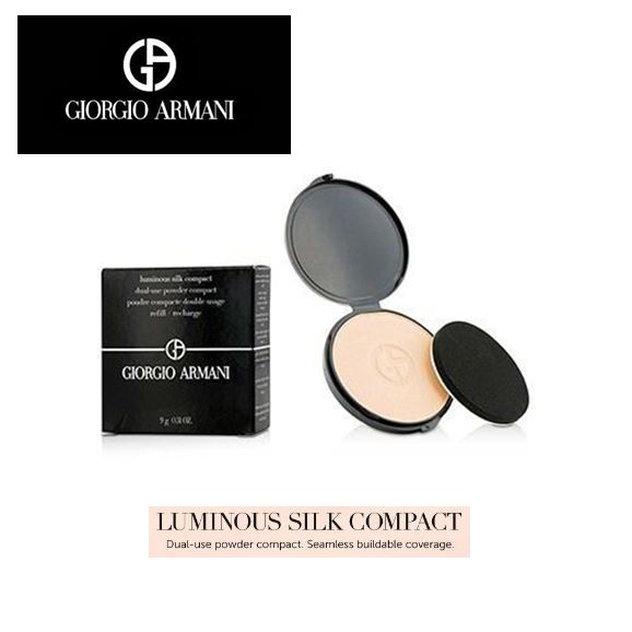 **พร้อมส่ง**Giorgio Armani Luminous Silk Compact Refill 9 g. (รีฟิลแป้ง+พัฟ) แป้งรีฟิลผสมรองพื้นที่เสมือนรองพื้นรูปแบบแป้งในหนึ่งเดียว มอบผิวที่เปล่งปลั่งผ่องสว่างกระจายแสงด้วยแป้งตลับสวยโก้พกง่าย สามารถใช้เติมได้ระหว่างวัน แป้งที่ถูกสรรค์สร้างให้เต็มเปี่