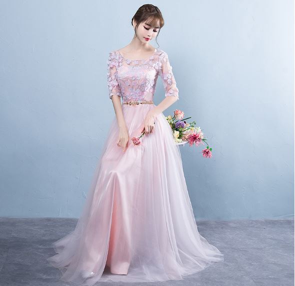 ชุดเพื่อนเจ้าสาว ชุดไปงานแต่งงาน แขนยาว  สีชมพู