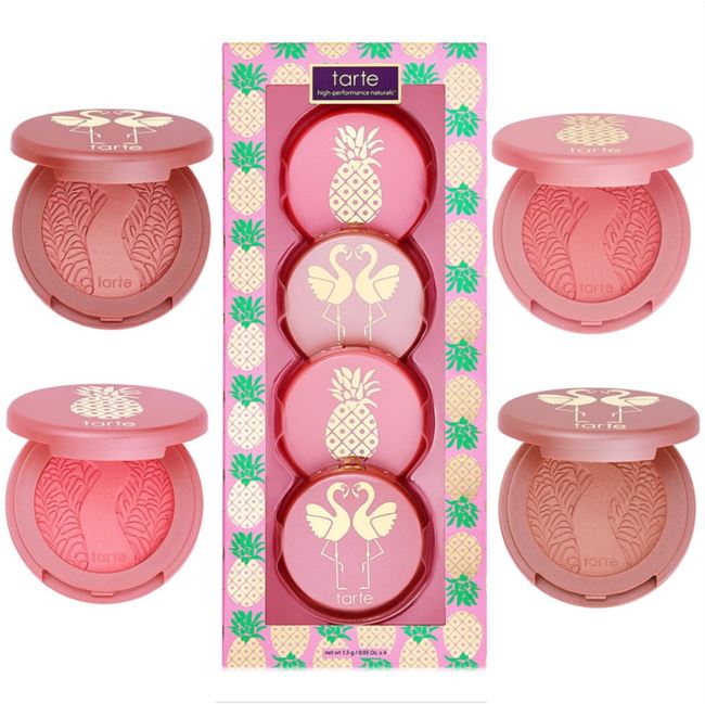 Tarte Flushed & Fabulous Deluxe Amazonian Clay Blush Set (Limited Edition) บลัชออน 4 เฉดสีหวานมอบพวงแก้ม ที่ดูระเรื่อ สดใส สุขภาพดีอย่างเป็นธรรมชาติด้วยส่วนผสมจาก Amazon Clay ช่วยบำรุงปรับสมมดุลความชุ่มชื่น และดูดซับความมันส่วนเกินเนื้อบางเบ