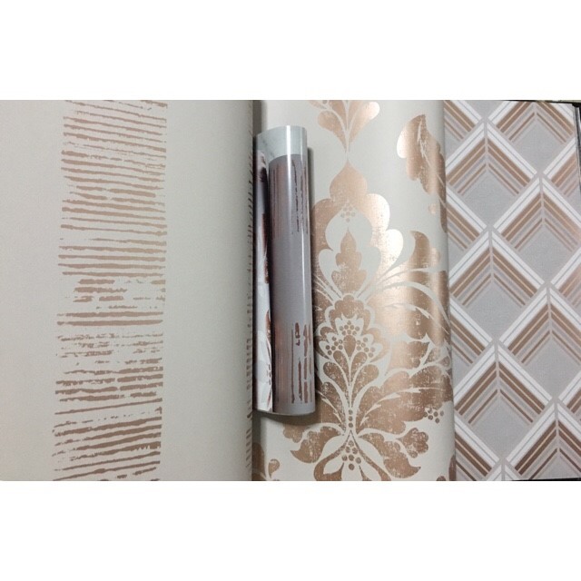 wallโมเดิร์น2 ยาว10ม กว้าง53ซม ม้วน5ตรมrv 