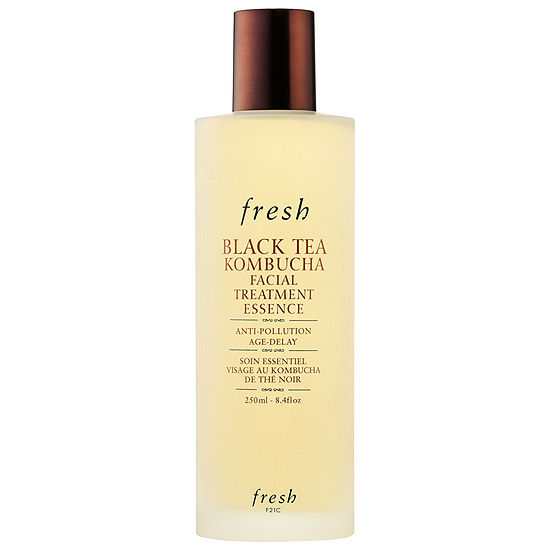 Fresh Black Tea Kombucha Facial Treatment Essence 250 ml. เอสเซนส์สูตรทรงประสิทธิภาพที่ช่วยเตรียมผิว พร้อมปกป้องผิวจากมลภาวะแวดล้อมและสัญญาณแห่งวัย มอบความชุ่มชื้นและคืนความเปล่งประกายให้ผิว เพื่อผลลัพธ์สู่ผิวสุขภาพดีอ่อนเยาว์