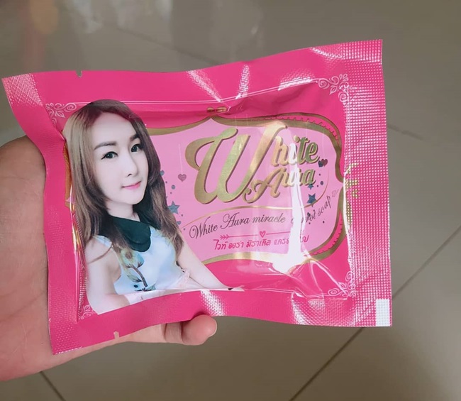 White aura miracle carrot soap สบู่ไวท์ออร่า มินิ