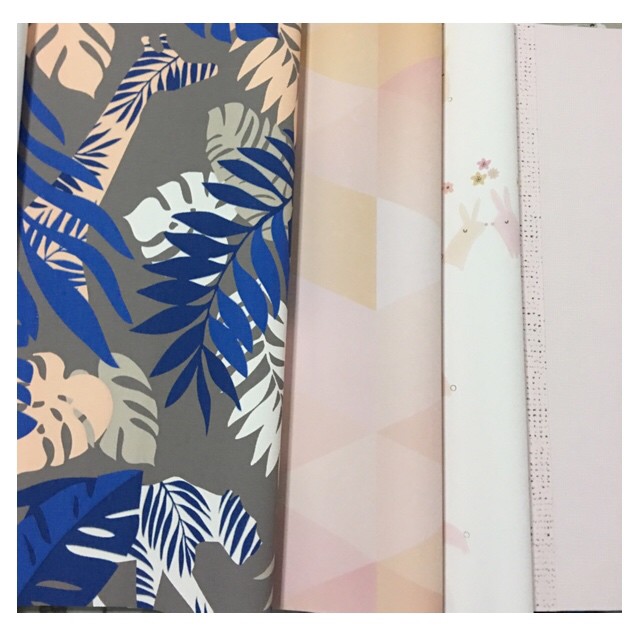 wallการ์ตูนใหม่ ยาว10ม ก53ซม ม้วน5ตรมcs