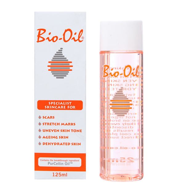 Bio-Oil 125 ml. ออยล์มหัศจรรย์ที่บำรุงผิวได้ดีเยี่ยม สามารถใช้ได้กับทั้งผิวหน้าและผิวกาย ช่วยแก้ปัญหาได้มากมาย เช่น แผลเป็น/ผิวแตกลาย/สีผิวไม่สม่ำเสมอ/รอยด่างดำ/ฝ้า/ริ้วรอย/ผิวขาดความชุ่มชื้น เป็นต้น และจะเห็นผลชัดเจนเมื่อใช้ต่อเนื่อง 2 สัปดาห