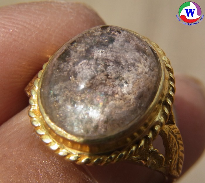 แหวนทองเหลือง เบอร์ 54 ครึ่ง แก้วปวกชมพูแซมเขียว กาบรุ้ง อุดมมบูรณ์ เฟื่องฟู