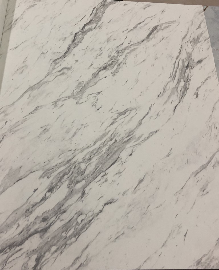 wallหินอ่อน ม้วนปกติ กว้าง 53 cm ยาว 10 m เท่ากับ 5 ตารางเมตร bp