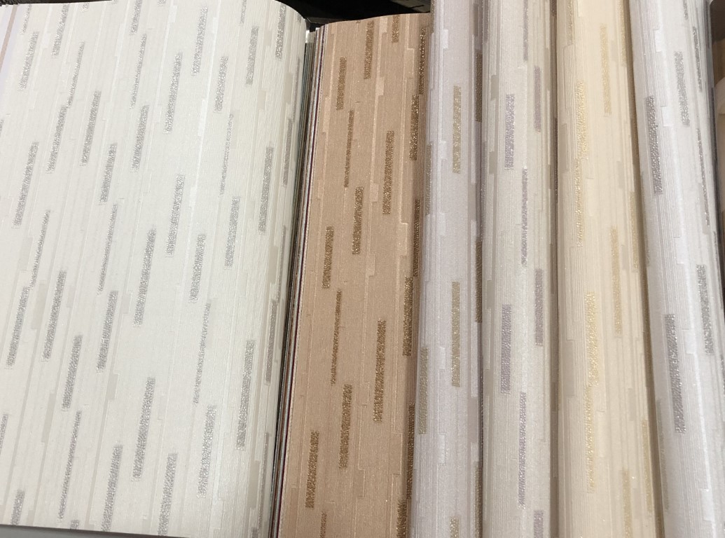 ลายเรียบ ราคาถูก ยาว10ม กว้าง53ซม. ม้วน5ตรม qr