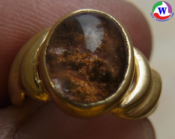แหวนทองเหลืองหญิง 2.99 กรัม เบอร์ 46 แก้วโป่งข่ามนำโชคชนิดแก้วปวกทองสีเข้มแซมปวกดำ