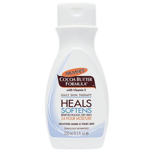 Palmer's Cocoa Butter Formula with Vitamin E Heals & Softens 24 Hour Moisture 250 ml. โลชั่นวิตามินอี บำรุงผิวชุ่มชื่นยาวนานตลอด 24 ชั่วโมงด้วยส่วนผสมจาก Cocoa Butter, Shea Butter และ Vitamin E ธรรมชาติ ทาได้ทั้งผิวกาย มือเท้า ข้อสอก 