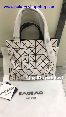 Baobao issey miyake Original Size 7x7 รุ่นใหม่ งานสวยเหมือนแท้ 