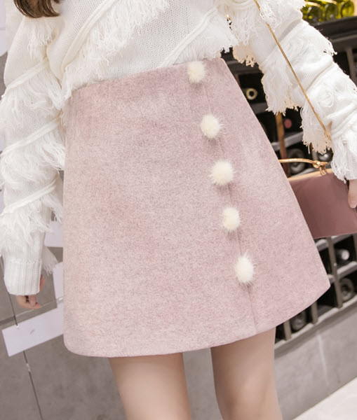 พรีออเดอร์ กระโปรงสั้น กระโปรงทำงาน ขนสัตว์ แต่งมิ้งกลม ๆ ด้านหน้า สี ชมพูอ่อน ครีม เทา ดำ