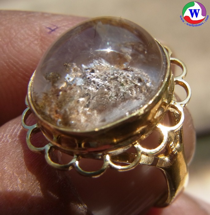 แหวนทองเหลืองหญิง เบอร์ 55 ครึ่ง แก้วโป่งข่ามนำโชค ชนิดแก้วพิเศษที่หายากแก้วเข้าเป๊กสีเงินเป็นกลุ่มก้อนแวววาว
