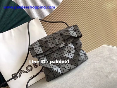 Baobao issey miyake Shoulder bag Original Size 31 cm รุ่นใหม่ งานสวยเหมือนแท้ 