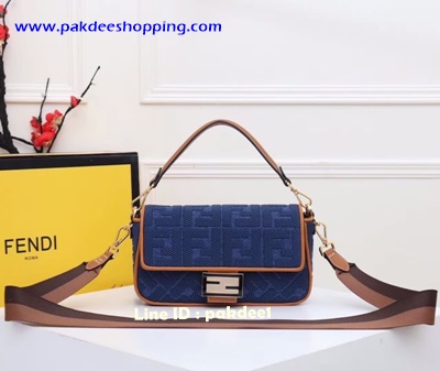 Fendi bag Hiend size 25 cm รูปทรงสวยงาม รายละเอียดสวยเหมือนแท้