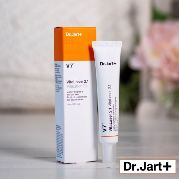 *พร่้อมส่ง*Dr.Jart+ V7 Vita Laser 2.1 ขนาด 30ml. ครีมบำรุงที่ช่วยฟื้นฟูและบำบัดรักษาผิวหน้าที่ถูกทำร้าย ช่วยลดรอยจุดด่างดำบนใบหน้า เทียบได้กับการไปทำเลเซอร์ ผิวดูกระจ่างใสขึ้นอย่างเห็นได้ชัดหลังจากการใช้ คุณจะเห็นถึงการเปลี่ยนแปลงของสีผิว และผิวหน้าดูขาวใ