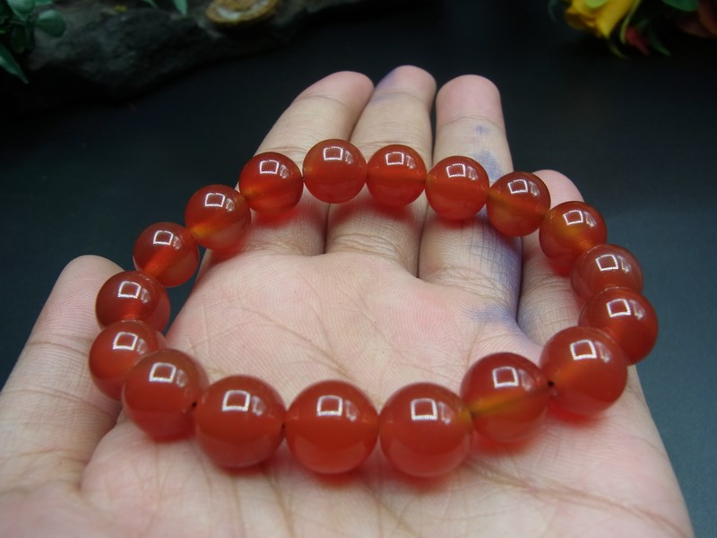 กำไลข้อมือหินอาเกตสีส้ม