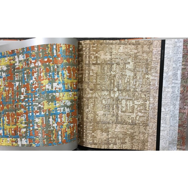 wallโมเดิร์น2 แบบผ้าปักนูน หรูหรามาก ยาว10ม กว้าง53ซม ม้วน5ตรมcdc