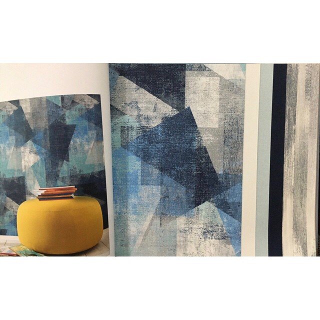 wallโมเดิร์น กราฟฟิก ยาว10ม กว้าง53ซม ม้วน5ตรมed