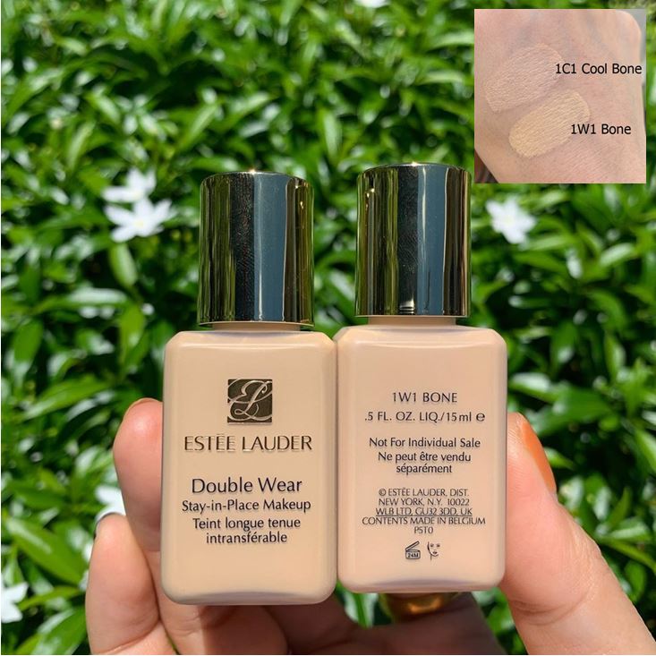 ESTEE LAUDER Double Wear Stay In Place Makeup SPF 10 PA++ ขนาดทดลอง 15ml. สี 1W1 Bone เหมาะสำหรับผิวขาวเหลือง รองพื้นตัวเทพสำหรับคนหน้ามัน เป็นรองพื้นในตำนานสำหรับสาวๆ ที่อยากจะได้ลุคเป๊ะๆ แบบไปออกงาน หรือใครที่หน้ามันขั้นสุด ขอแนะนำเลยค่า 