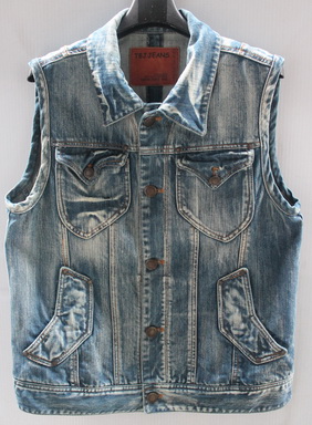  รอบอก 38  เสื้อผ้าผู้ชาย TBJ jeans ยีนส์ เสื้อกั๊กยีนส์ ฟอกลุ่ย