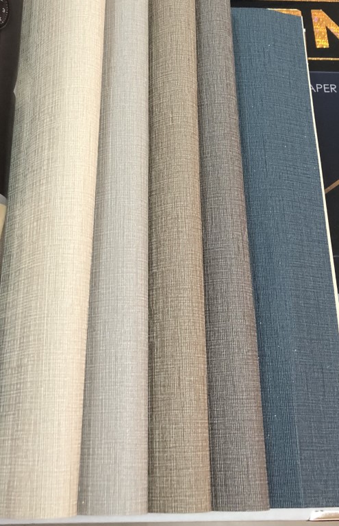 ลายเรียบ ราคาถูก ยาว10ม กว้าง53ซม. ม้วน5ตรม za3