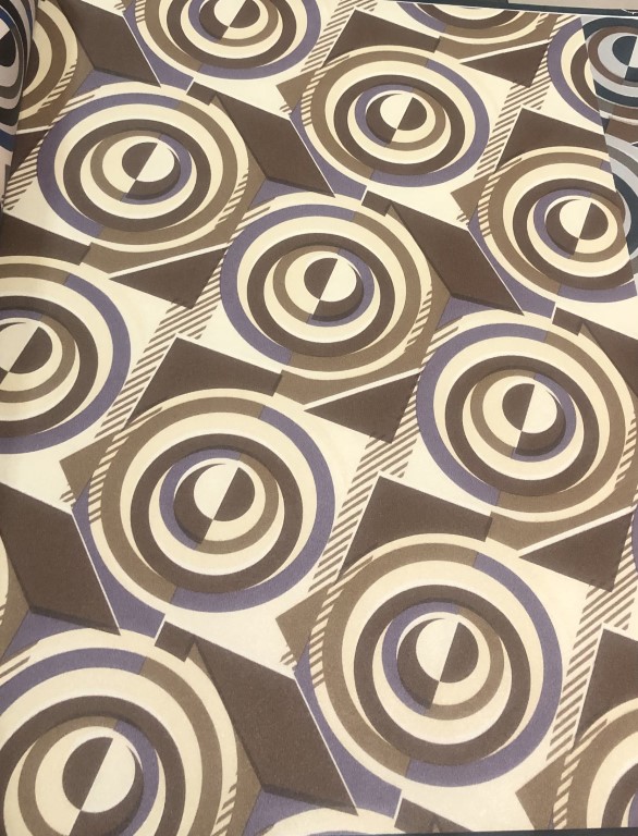 wallโมเดิร์น กราฟฟิก ยาว10ม กว้าง53ซม ม้วน5ตรม ric