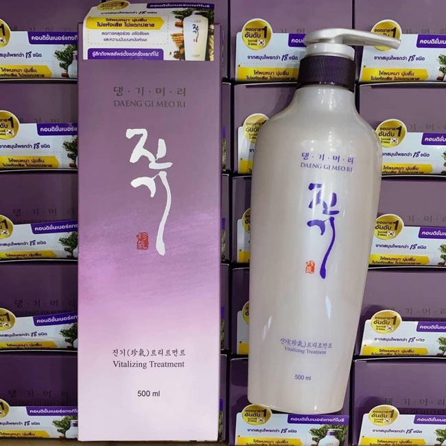 Daeng Gi Meo Ri Vitalizing Treatment 500 ml. แดงจิโมริทรีทเมนท์สูตรพรีเมี่ยม ขายดีอันดับ 1 ในเกาหลี !! ให้ผมสวยมีวอลลุ่ม แข็งแรง เงางาม มีน้ำหนัก แก้ผมร่วง เร่งผมยาว ลดผมหงอก ลดอาการคันศีรษะ รังแค ที่สุดแห่งการบำรุงผม