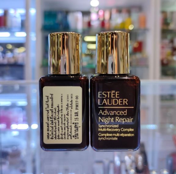 ESTEE LAUDER Advanced Night Repair Synchronized Multi-Recovery Complex ขนาดทดลอง 15 ml. เซรั่มฟื้นบำรุงผิวยามค่ำคืนอันดับ1 ด้วยพลังแห่งการฟื้นบำรุงผิวอย่างรวดเร็วสู่ผิวใหม่ที่ดูอ่อนเยาว์ ด้วยสูตรใหม่ ปี 2020 เซรั่มสูตรก้าวล้ำ ช่วยฟื้นบำรุงเส้นริ้