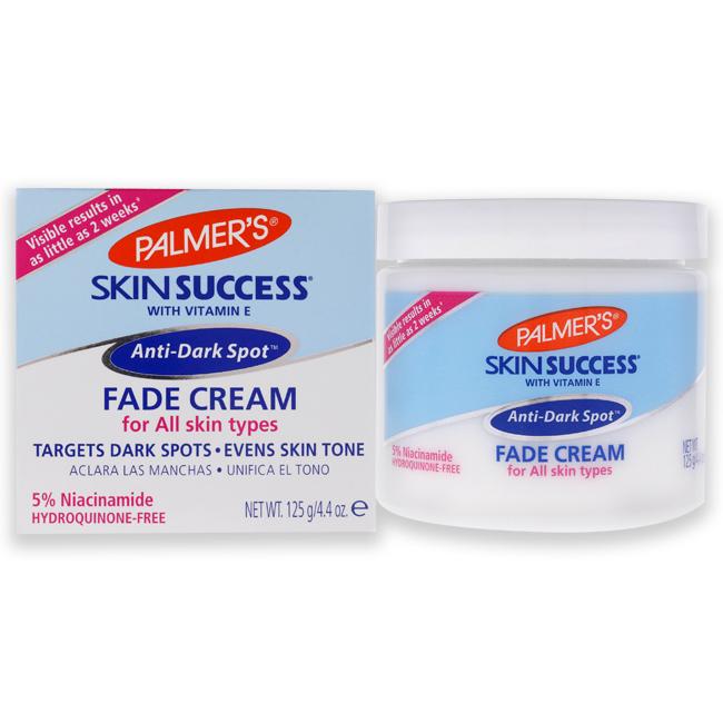 Palmer'sSkin Success Anti-Dark Spot Fade Cream For All Skin Types 125 g. ครีมปรับสีผิวบำรุงผิวหน้า ตัวดังจากอเมริกาสูตรสำหรับทุกสภาพผิว เห็นผลไว เน้นปรับสีผิวขาวกระจ่างใส และช่วยปรับสีผิวให้สม่ำเสมอ ด้วย Retinol Anti-Dark Spot, วิตามิน C & E และ 