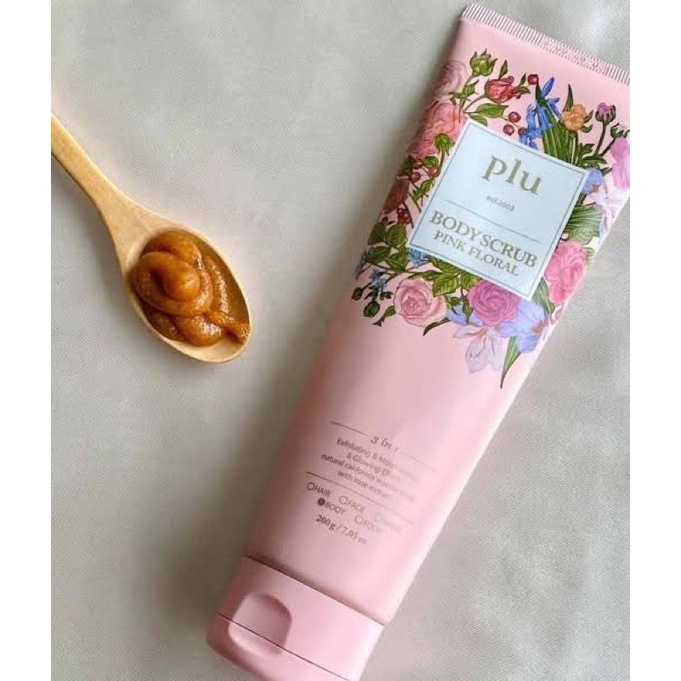 PLU Body Scrub Pink Floral 200 g. สครับสูตรใหม่ สูตรสารสกัดจากเบอร์รี่ 3 ช่วยผลัดเซลล์ผิวให้เนียนนุ่มชุ่มชื้น และกระจ่างใสด้วยวิตามินซีจากธรรมชาติ กลิ่นหอมติดผิวมาก ตลอดทั้งวัน แบรนด์นี้สครับเนื้อละเอียด ไม่บาดผิว