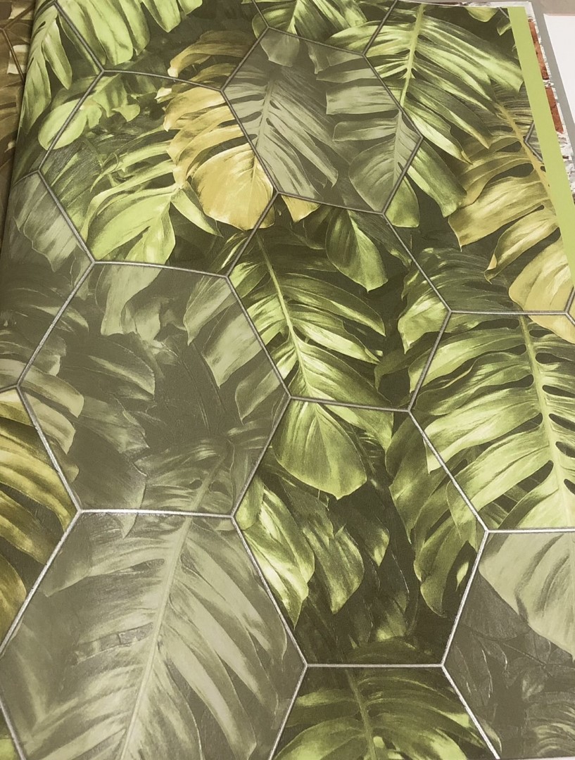 wallใบไม้  ม้วนใหญ่  15.6 ตารางเมตร กว้าง 1.06 m ยาว 15.6 m  esq