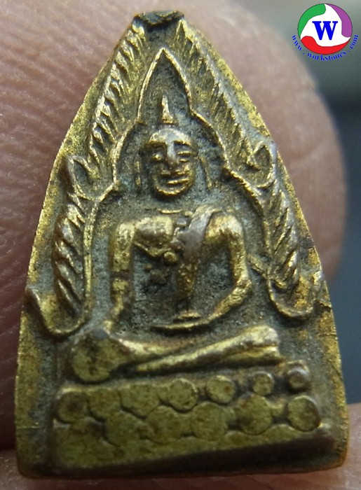 เหรียญเล็กพระพุทธชินราช ทองแดงกะไหล่ทองหนาเก่ามากๆ ไม่ทราบปี  1.60 กรัม T-7896