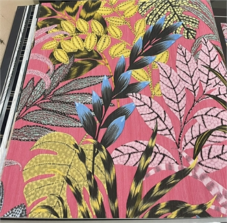 wallใบไม้  ม้วนใหญ่  5 ตารางเมตร กว้าง 53 cm ยาว 10m  lmt2