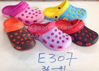 รองเท้าหัวโตผู้หญิง ขายส่งยกโหล  คละสี คละไซต์