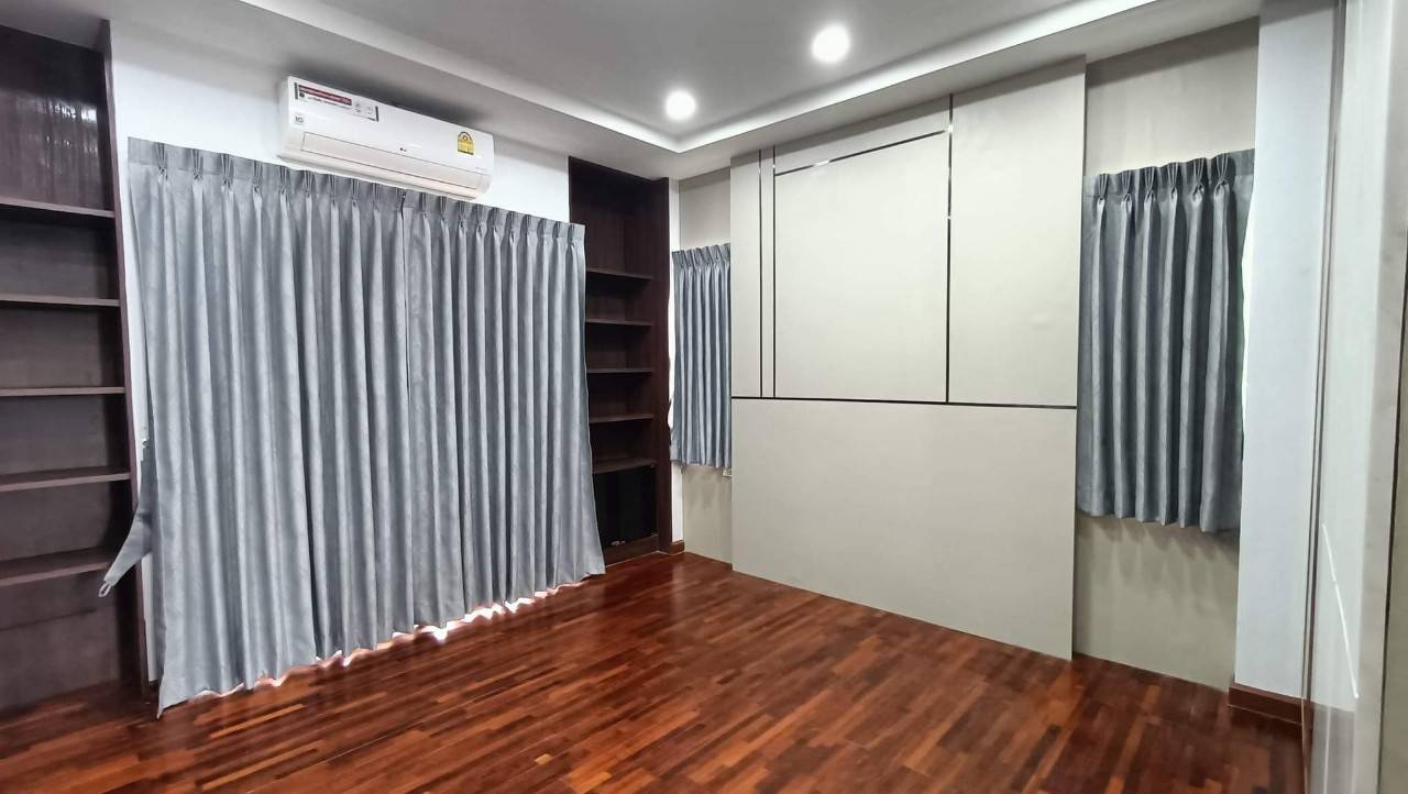 ผลงานการติดตั้ง