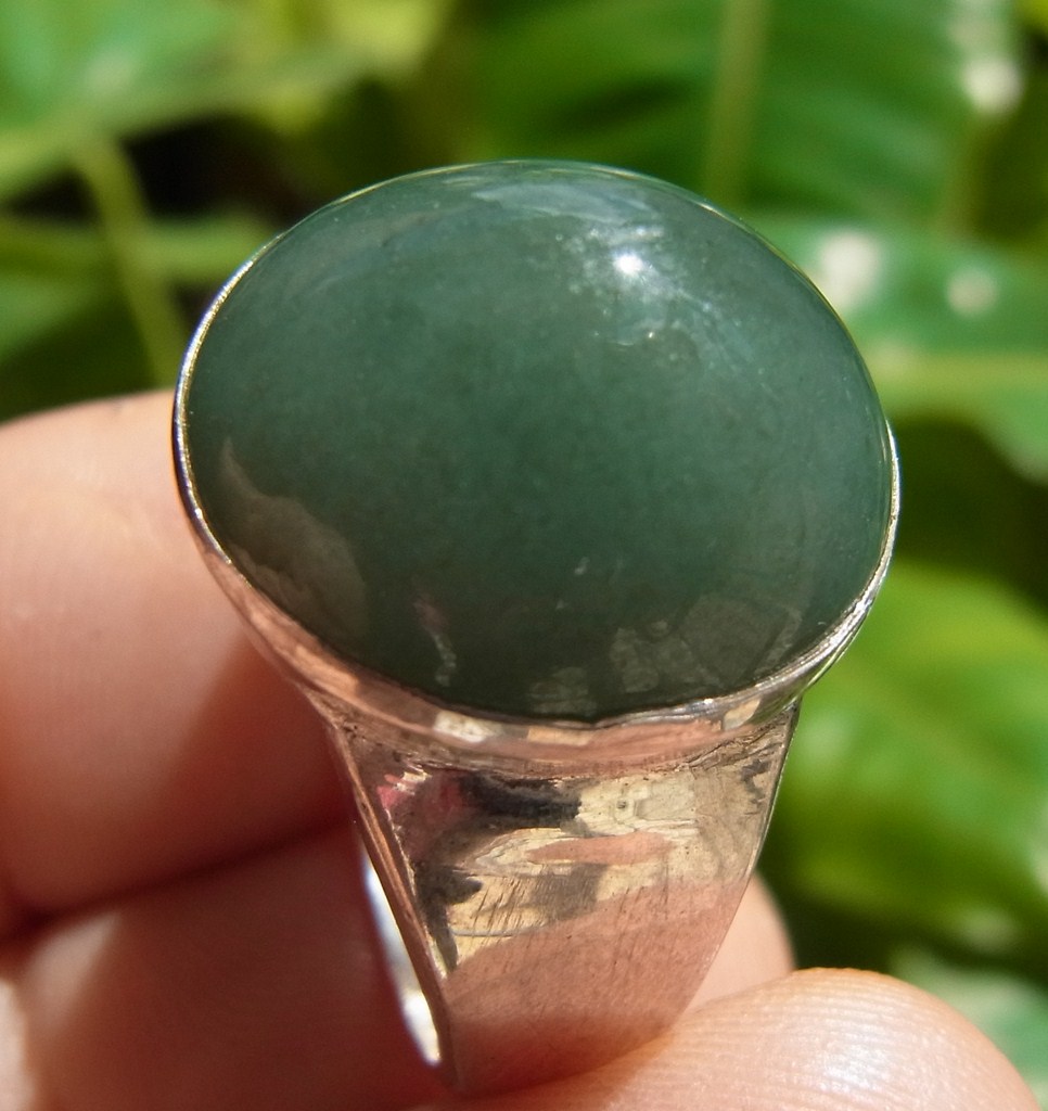 แหวนเงินชาย-หญิง หยกพม่าสีเขียวเข็ม เบอร์ 60.5 