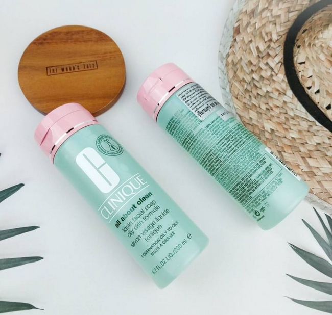 CLINIQUE All About CleanLiquid Facial Soap Oily Skin Formula 200 ml.เหมาะสำหรับผิวผสมค่อนข้างมันหรือผิวมัน สบู่เหลว ฟองนุ่มละเอียด ทำความสะอาดผิวอย่างหมดจด ผิวไม่แห้งตึงทำความสะอาดผิวหน้าได้หมดจด อ่อนโยนต่อผิว รักษาสมดุลความชุ่มชื่นของผิว ให้ผิวสบาย นุ่มน