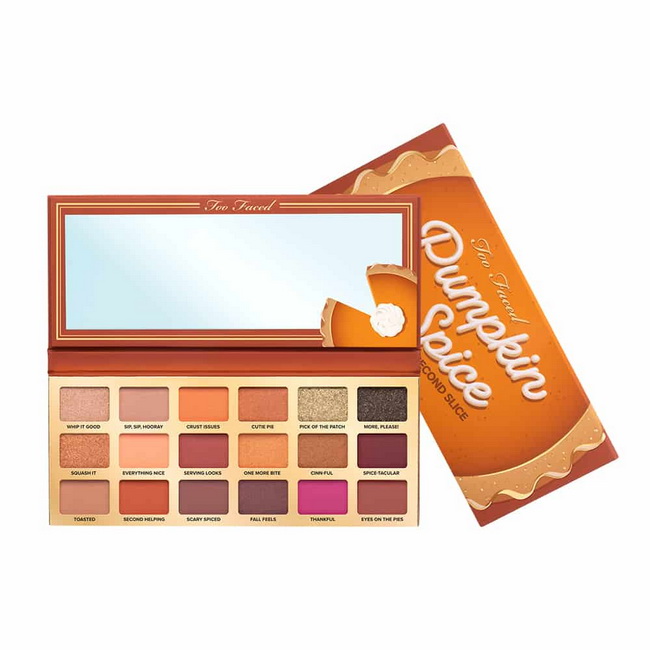 Too Faced Pumpkin Spice Second SliceSweet & Spicy Eye Shadow Palette พาเลตอายแชโดว์ที่ได้แรงบันดาลใจจากพายฟักทอง สีโทนฤดูใบไม้ร่วง 18 เฉดสีที่ขายดีที่สุด ด้วยเฉดสีโทนร้อนที่หลากหลายทั้งแบบเนื้อด้าน ชิมเมอร์ และประกายแวววาวที่มีสีเบจ ส้มและน้ำตาล แต่ก็