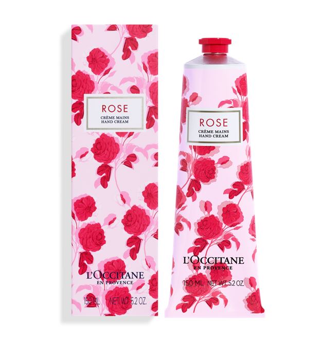 L'OCCITANE Rose Hand Cream150 ml. ครีมบำรุงผิวมือ อุดมด้วยเชีย บัตเตอร์ ช่วยบำรุง ปกป้อง และฟื้นฟูผิว และยังมอบกลิ่นหอมหวานแนวฟลอรัลและฟรุ้ตตี้ของน้ำดอกกุหลาบจากแคว้นโพรวองซ์เนื้อครีมบางเบาซึมละลายเข้าสู่ผิวอย่างง่ายดาย ช่วยปกป้อง และให้ความชุ่มชื้นผ