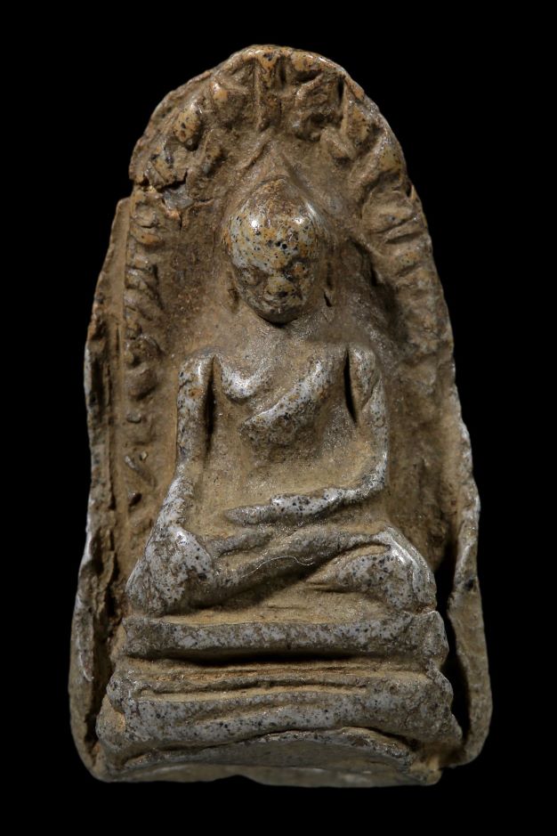 พระรอด แห่งหริภุญไชย