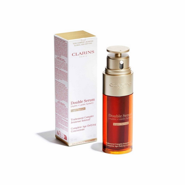 CLARINS Double Serum Light Texture Complete Age-Defying Concentrate 50ml.เซรั่มลดเลือนริ้วรอยแห่งวัยที่มีคุณสมบัติเฉพาะนี้มีเนื้อสัมผัสที่เบาสบายผิว พร้อมด้วยผลลัพธ์ที่ผ่านการพิสูจน์แล้วว่าช่วยลดเลือนริ้วรอยแห่งวัย ซึ่งพัฒนาโดยศูนย์วิจัยของคลาแรงส์