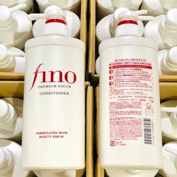 Shiseido Fino Premium Touch Conditioner 550 ml. ครีมนวดผมฟื้นบำรุงผมมันและผมธรรมดาพร้อมการบำรุงจากน้ำนมผึ้งกลิ่นหอมดอกไม้ ซ่อมแซมผมเสีย ให้กลับมานุ่มสลวย ฟื้นฟูความเงางามตามธรรมชาติ สูตรอ่อนโยนดูแลทั้งเส้นผมและหนังศีรษะคืนความเงางามและความยืดหยุ่น