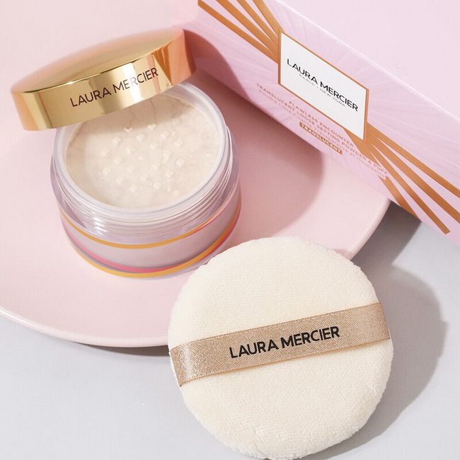 Laura Mercier Flawless Encounter Translucent Loose Setting Powder & Puff Limited Edition (ฝาทอง) ไซส์จริง 29g. แป้งสำหรับเซตติ้งอันดับ1ของเราเซ็ทแป้งฝุ่น+พัฟ รุ่นลิมิเต็ด อิดิชั่นมอบความเรียบลื่นบางเบาให้ผลลัพธ์ผิวแบบแมตต์ที่เซตผิวให้เมคอัพงดงามไร้ที่