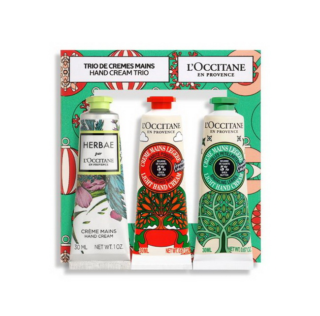 เซ็ตของขวัญ L'Occitane Holiday 2023 Hand Cream Greenery Trio Set ชุดของขวัญประจำปี 2023 ที่รวมครีมบำรุงมือ โทนกลิ่นของสีเขียวและพืชพรรณที่นำความสดชื่น3 สูตร 3 กลิ่นหอมสดชื่น เข้มข้นด้วยเชีย บัตเตอร์และวิตามินอี เนื้อบางเบาไม่หนักผิว ช่วยเพิ่มความชุ่ม