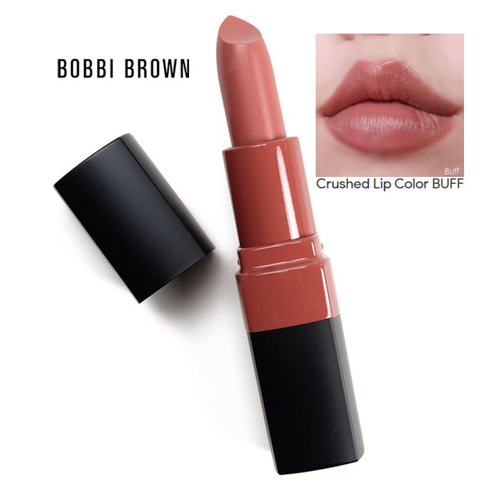 Bobbi Brown Crushed Lip Color 3.4 g. #Buff ลิปสติกรุ่นใหม่ มาพร้อมเม็ดสีในแบบเนื้อซอฟแมทท์ คือแมทท์นิดๆ แต่ชุ่มชื้นด้วยคุณค่าบำรุงจากวิตามิน E, C และขี้ผึ้งคุณภาพสูง ติดทนนานได้สูงสุดถึง 8 ชั่วโมงโดยไม่เป็นคราบหรือจืดจางระหว่างวัน