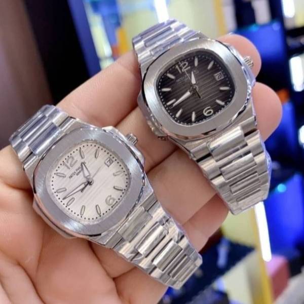 นาฬิกา แฟชั่น แบรนด์ Patek Philippe Nuatilus Lady Sizeสายเลส