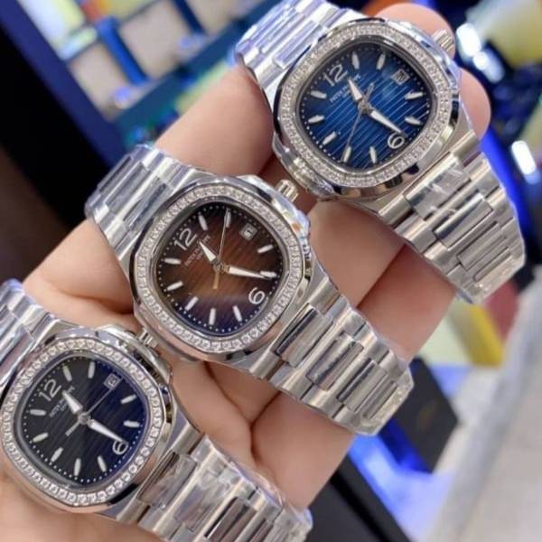 นาฬิกา แฟชั่น แบรนด์ Patek Philippe Nuatilus Lady Sizeสายเลส