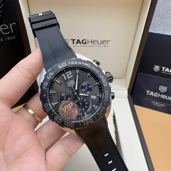 นาฬิกา แฟชั่น แบรนด์ Tag Heuer Formula 1 สายยาง