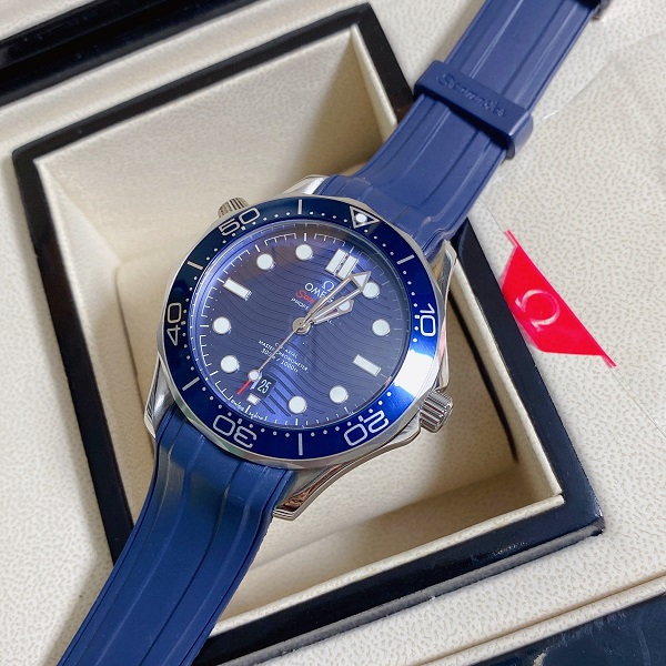 นาฬิกา แฟชั่น แบรนด์ Omega Seamaster สายยาง